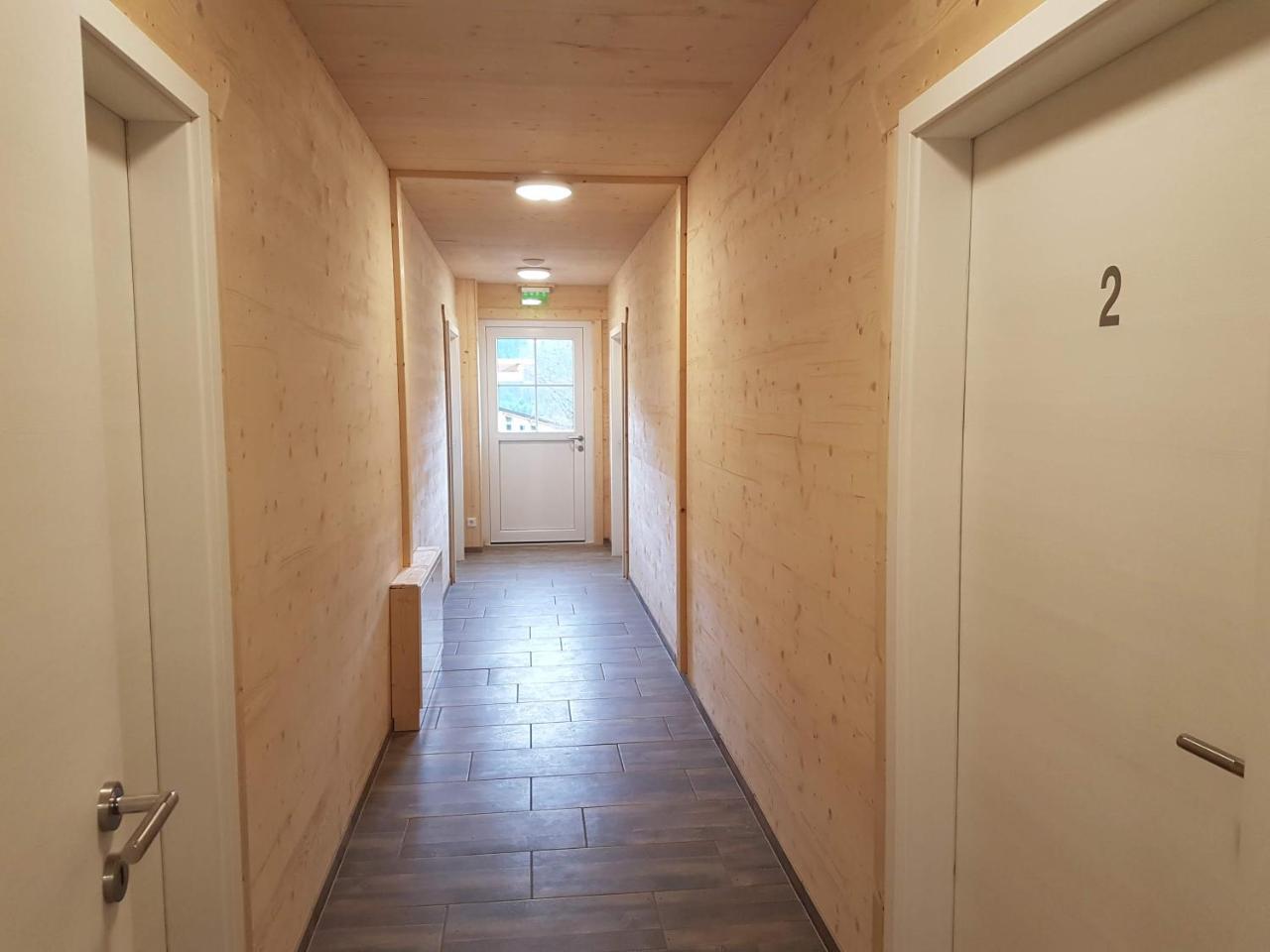 Gaestehaus Am Hahnenkamm Reutte Bagian luar foto