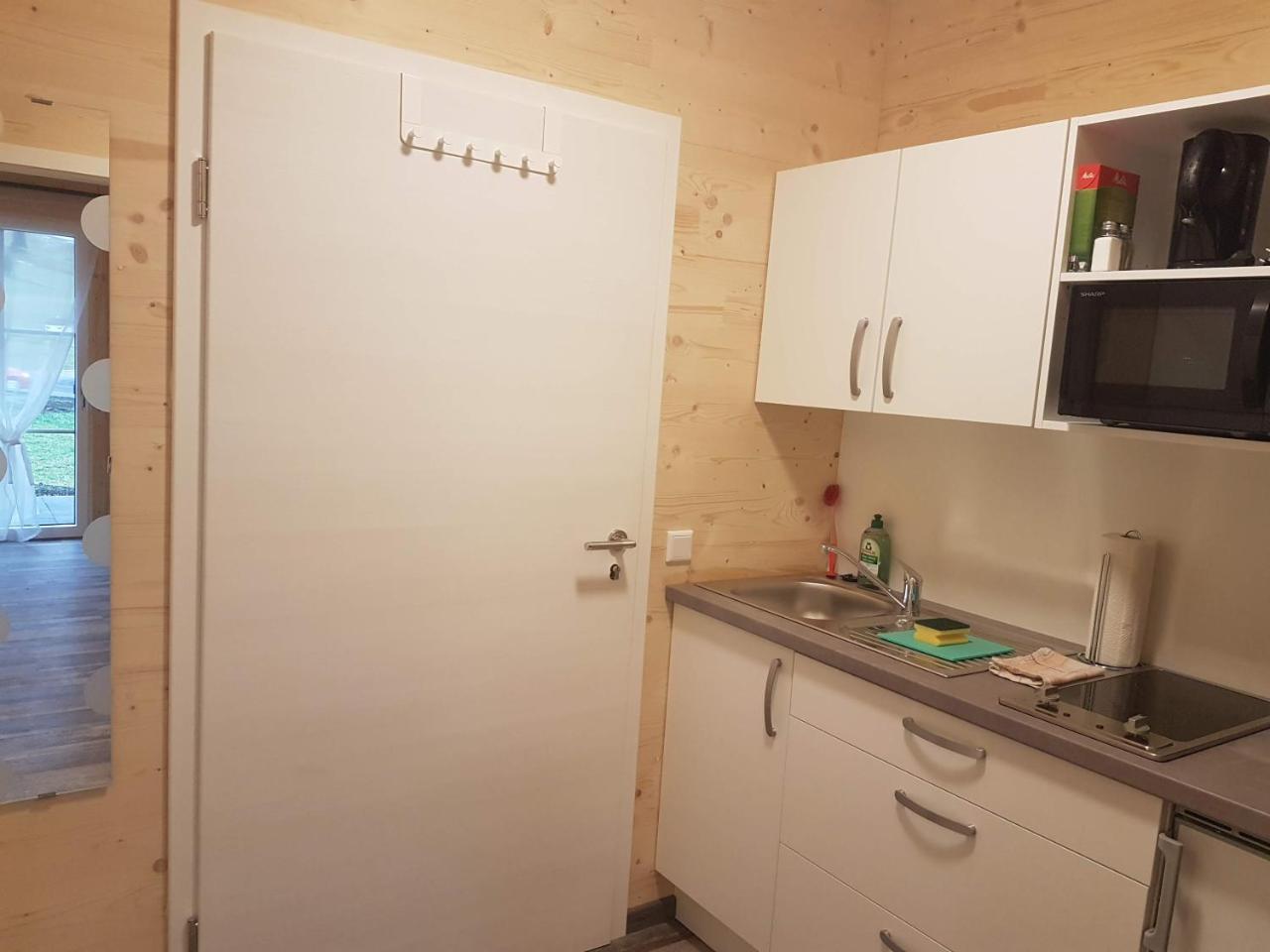 Gaestehaus Am Hahnenkamm Reutte Bagian luar foto